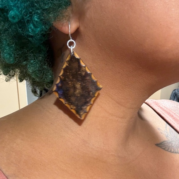 Coated Leather Earrings - Picture 4 of 5